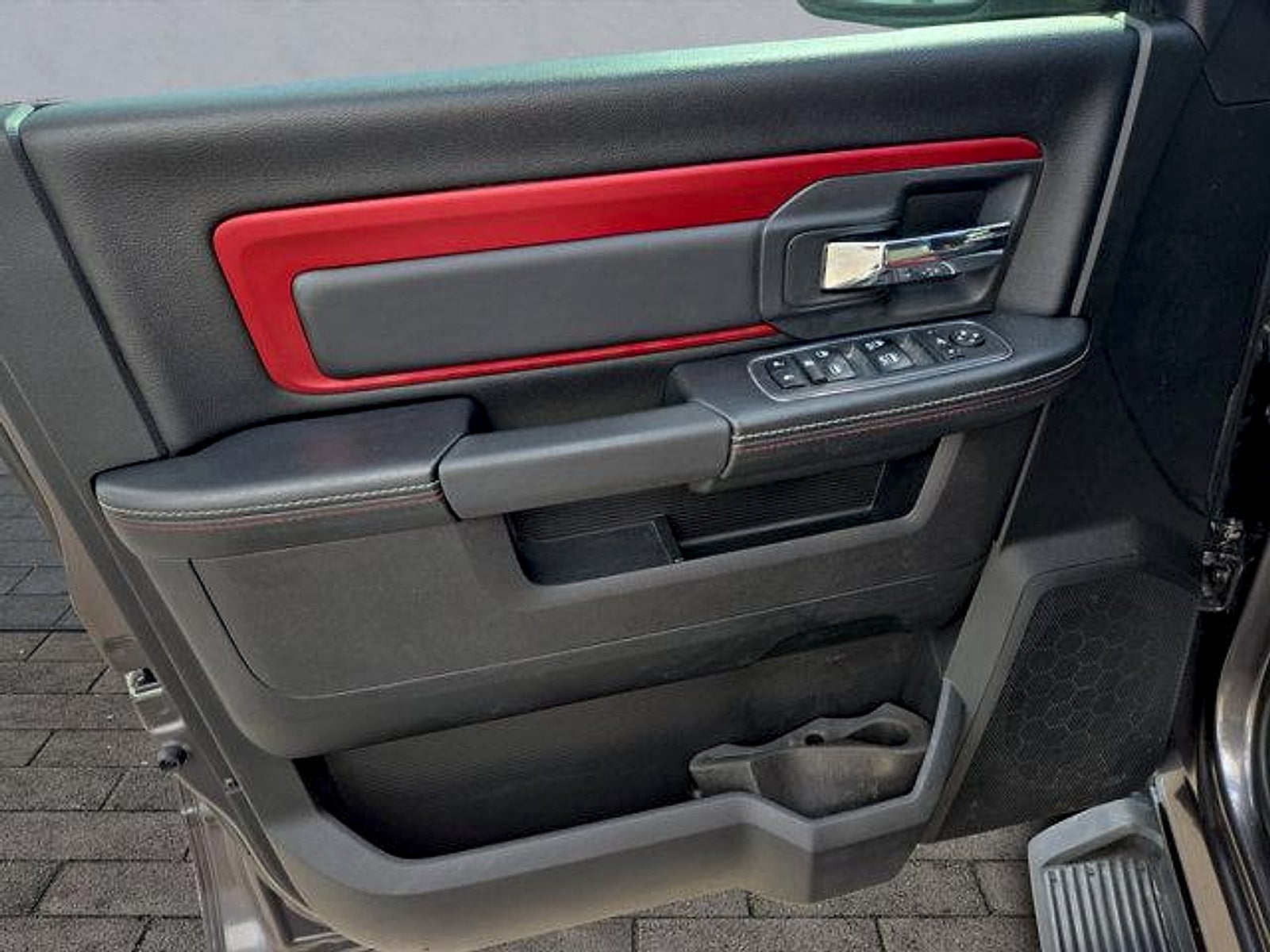 2018 RAM 1500 Rebel Crew Cab 4x2 5'7" Box