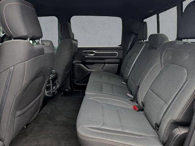 2020 RAM 1500 Big Horn Crew Cab 4x4 5'7" Box