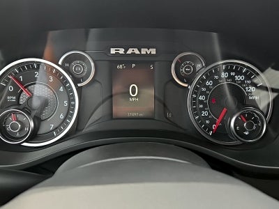2025 RAM 1500 Tradesman Crew Cab 4x4 5'7" Box