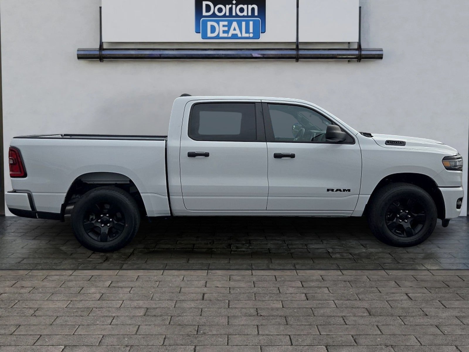 2025 RAM 1500 Tradesman Crew Cab 4x4 5'7" Box