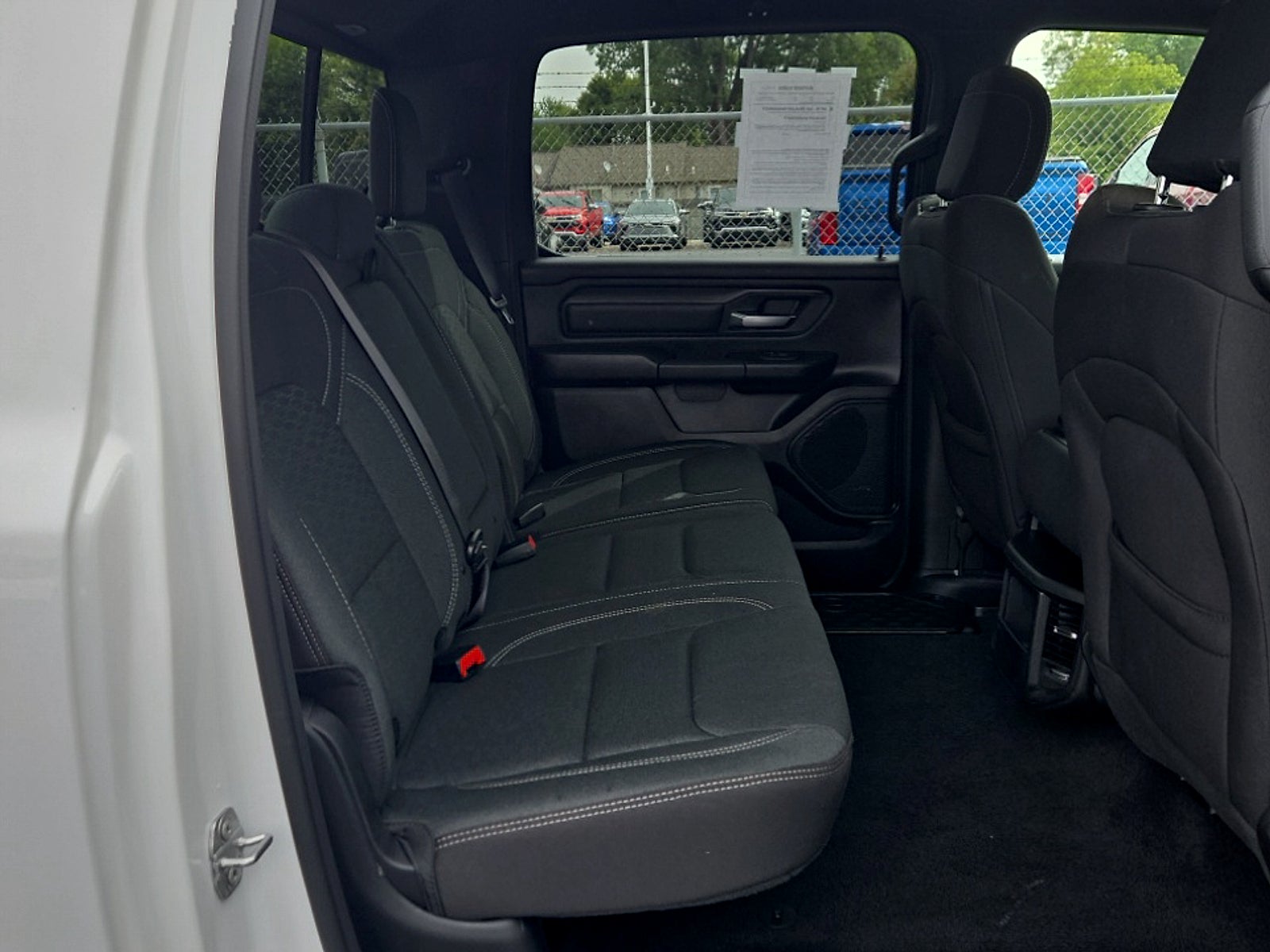 2025 RAM 1500 Tradesman Crew Cab 4x4 5'7" Box