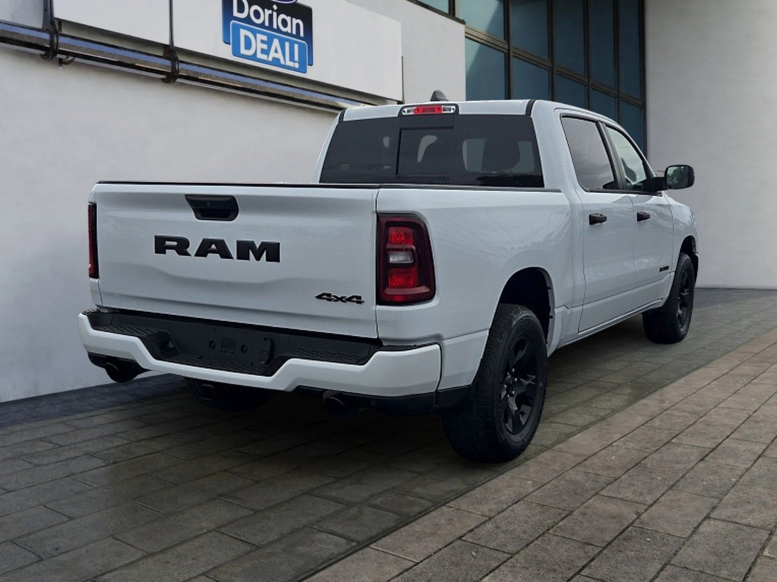2025 RAM 1500 Tradesman Crew Cab 4x4 5'7" Box