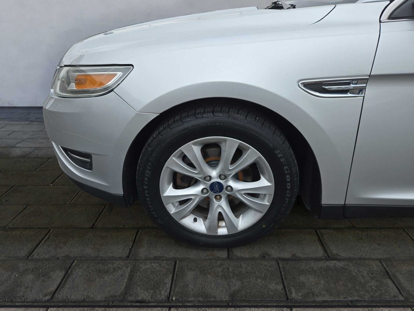 2012 Ford Taurus SEL