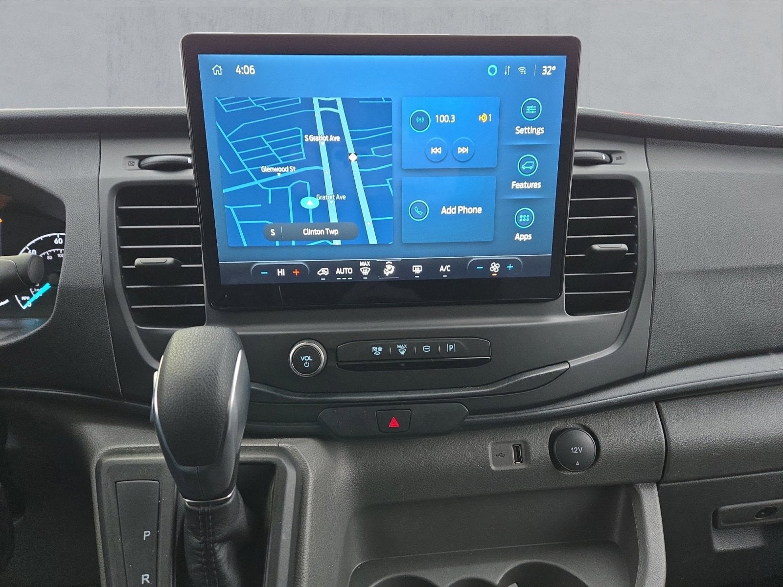 2025 Ford Transit Passenger Wagon XL