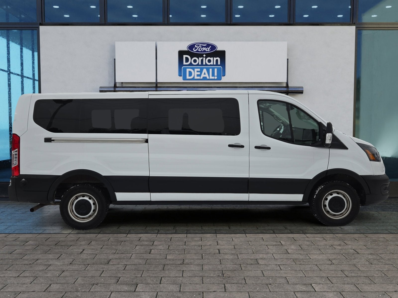 2025 Ford Transit Passenger Wagon XL