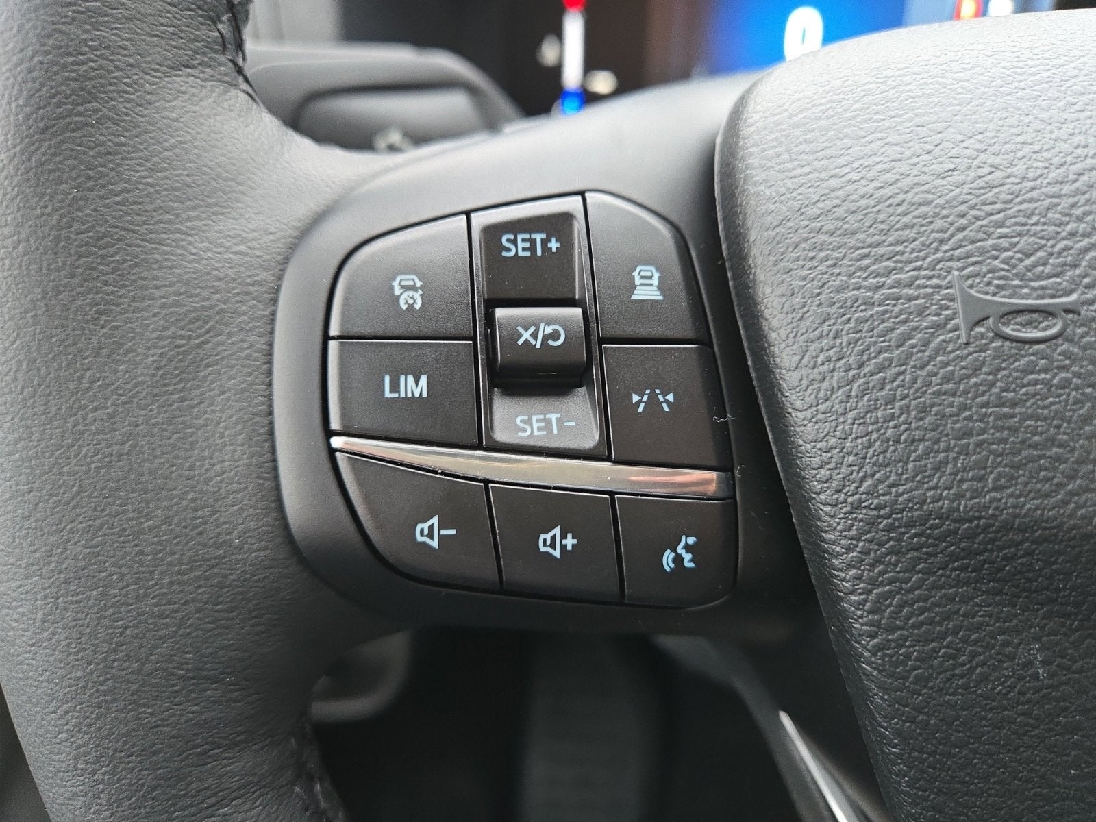 2026 Ford Transit Passenger Wagon XLT