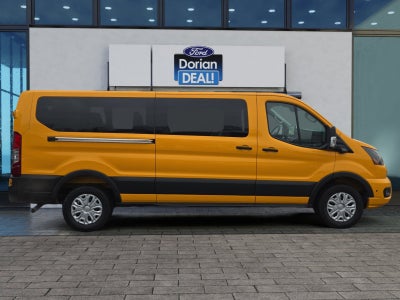 2026 Ford Transit Passenger Wagon XLT
