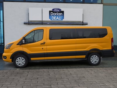2026 Ford Transit Passenger Wagon XLT
