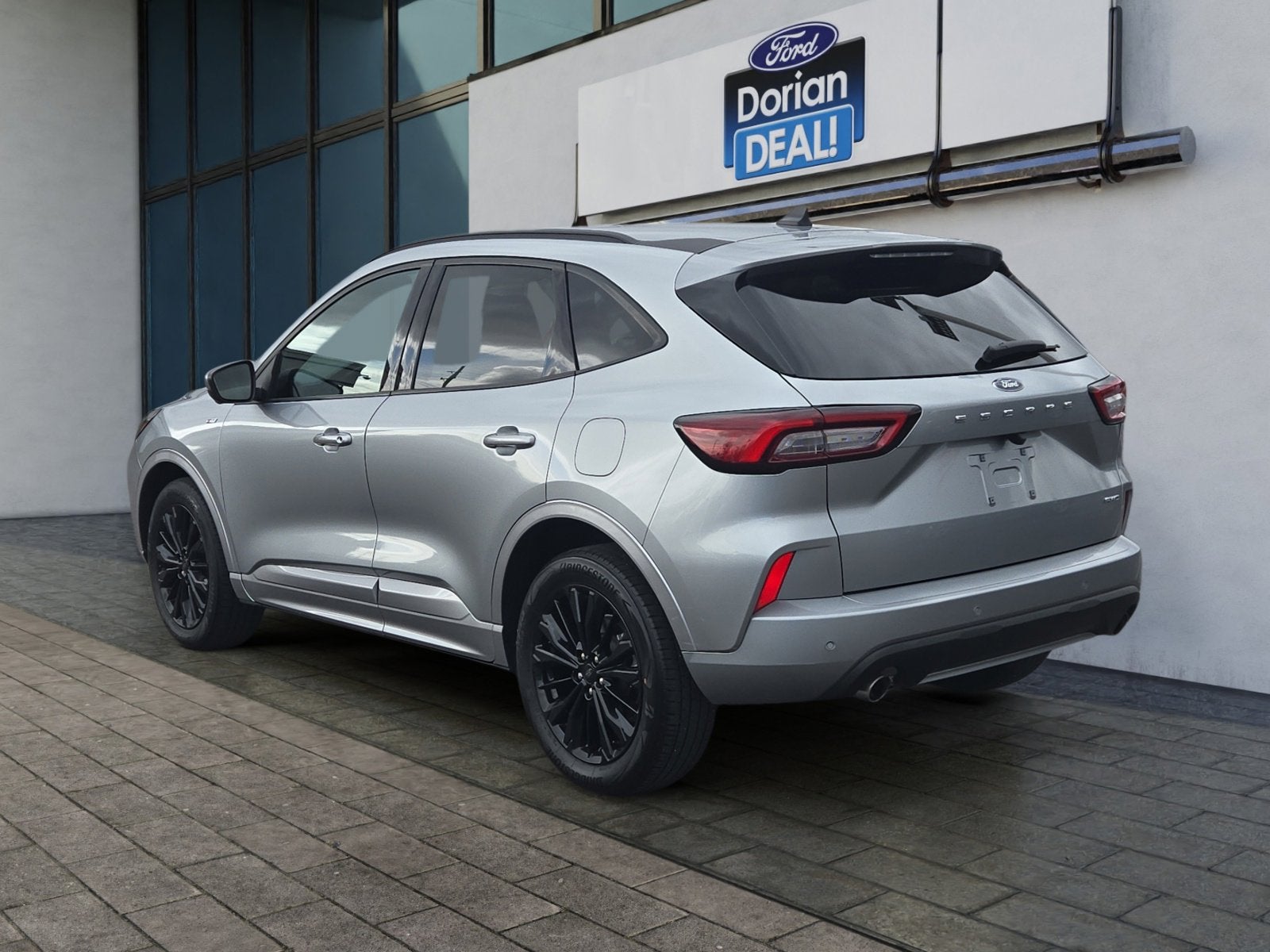 2023 Ford Escape ST-Line Elite