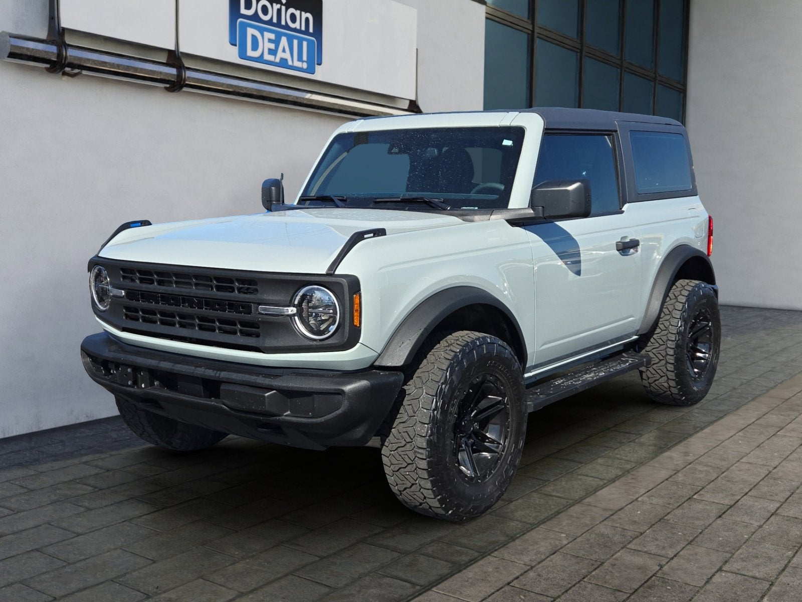 2023 Ford Bronco Base