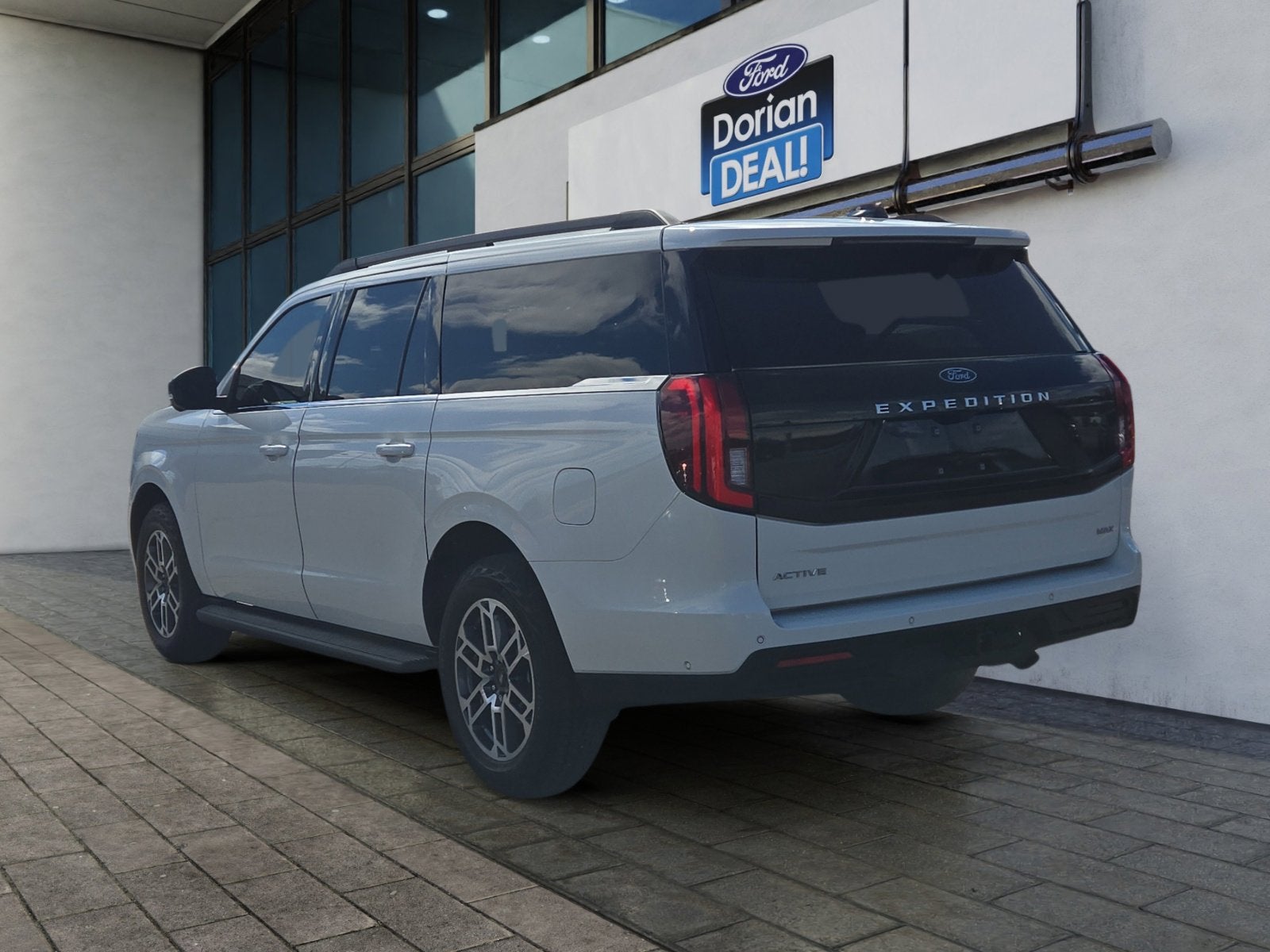 2025 Ford Expedition Max Active