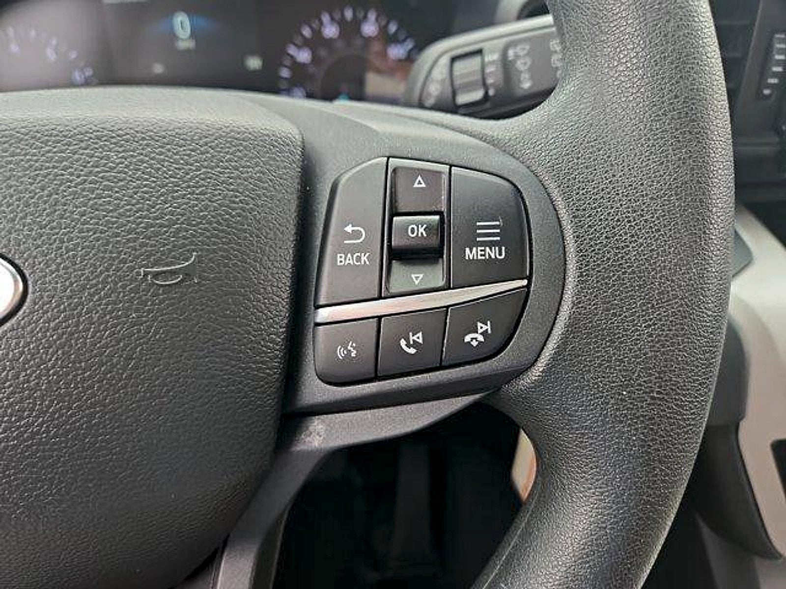 2023 Ford Explorer Base