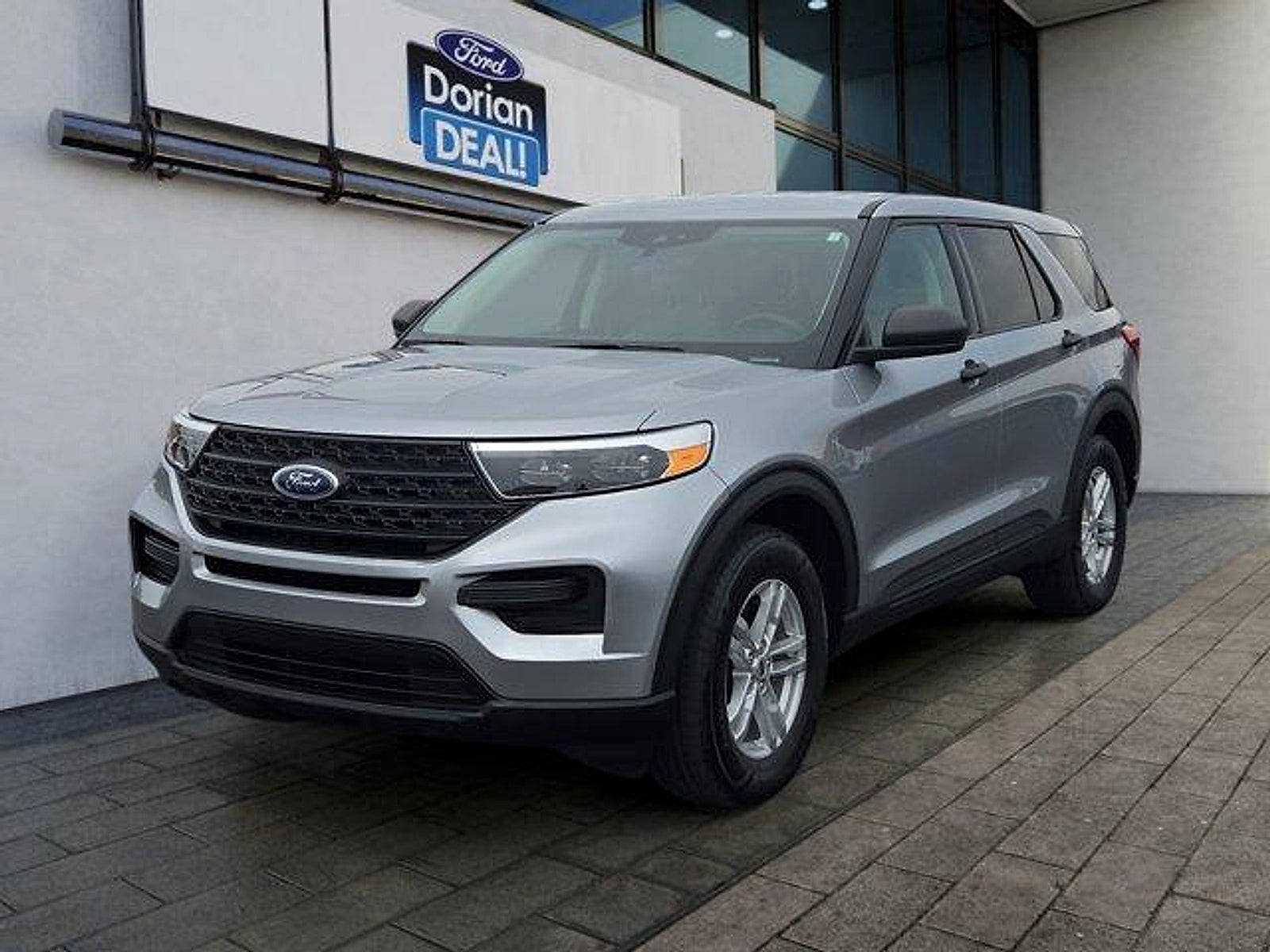 2023 Ford Explorer Base