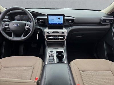 2023 Ford Explorer Base