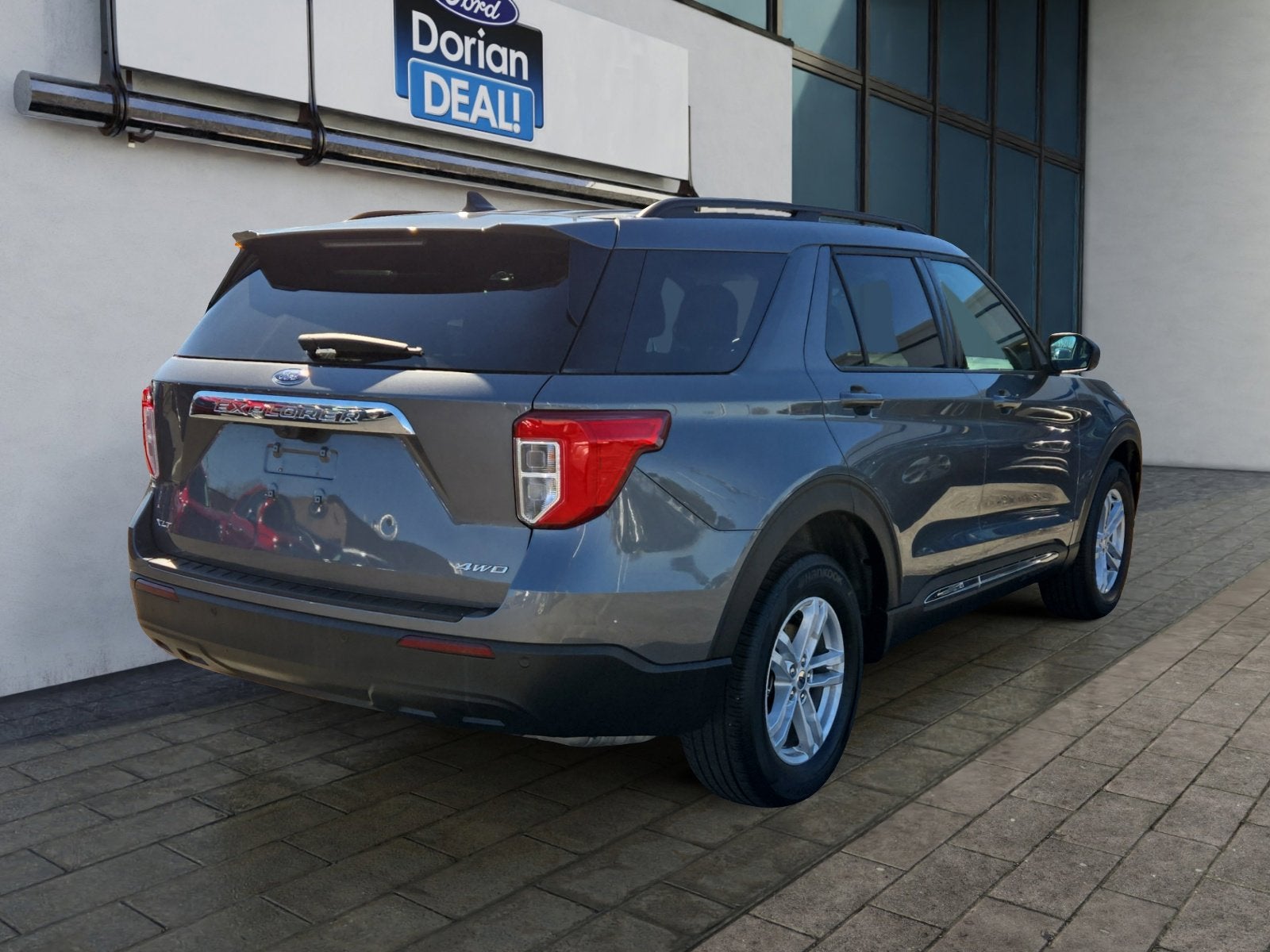 2024 Ford Explorer XLT