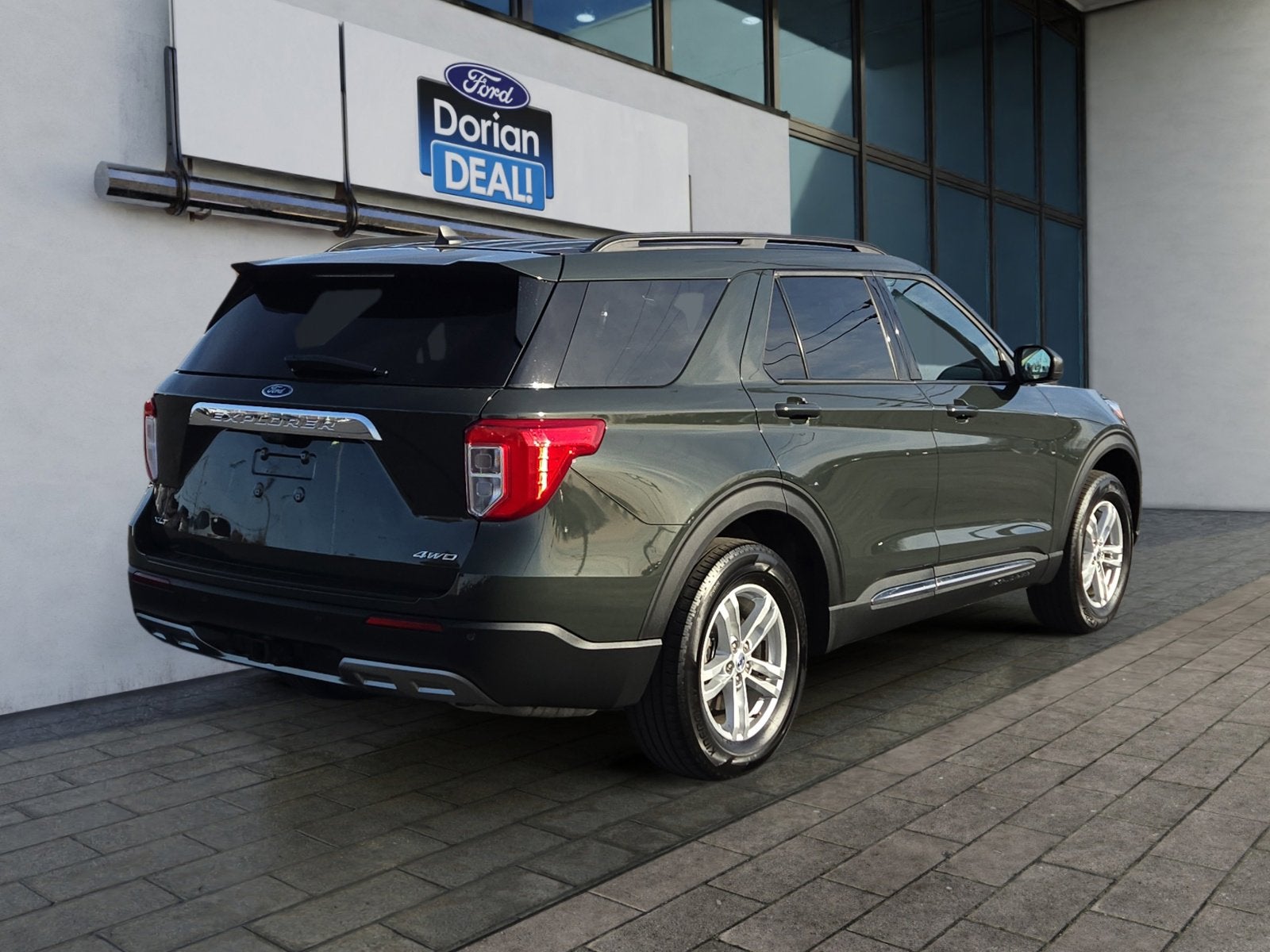 2023 Ford Explorer XLT