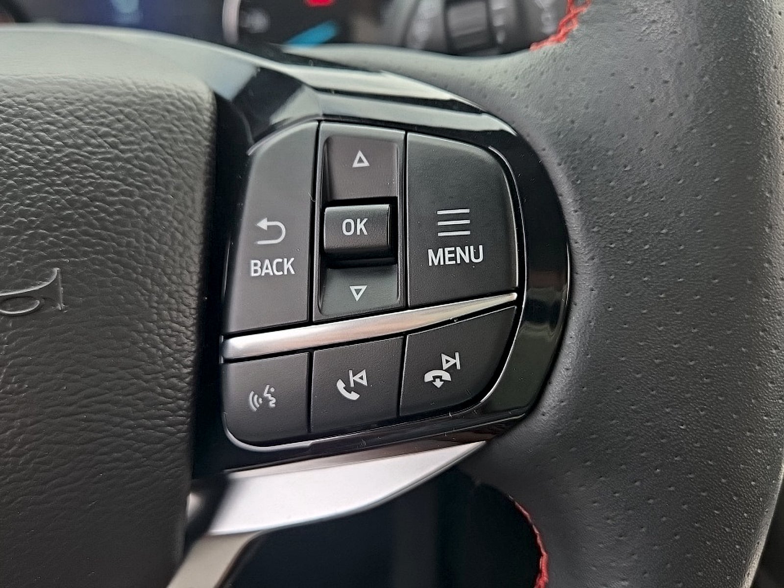 2024 Ford Explorer ST-Line