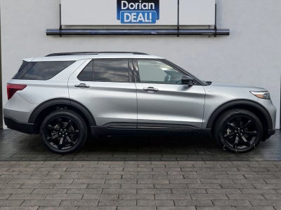 2024 Ford Explorer ST-Line