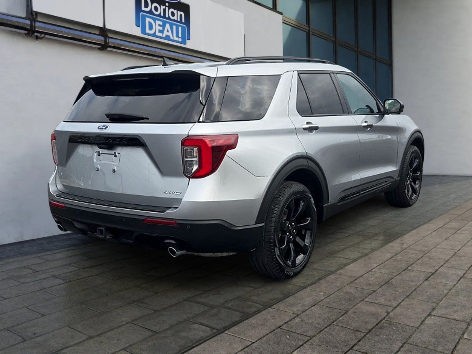 2024 Ford Explorer ST-Line