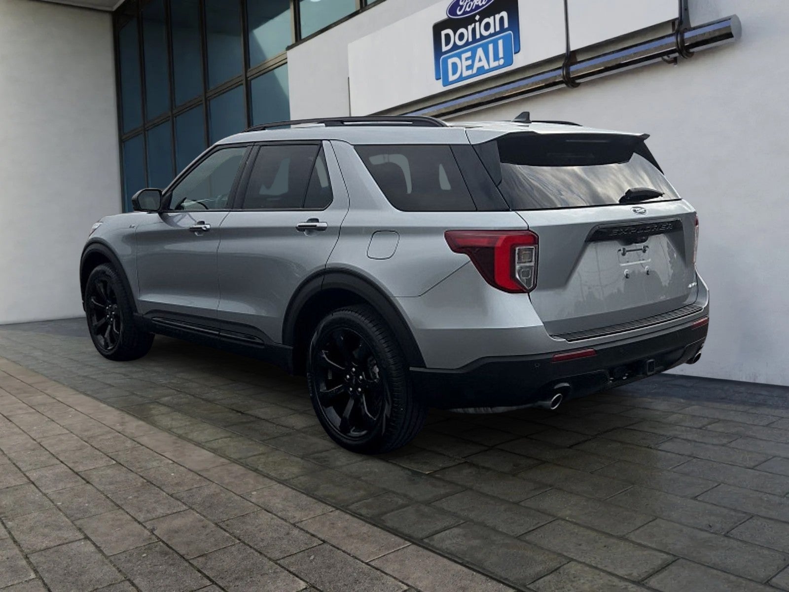 2024 Ford Explorer ST-Line