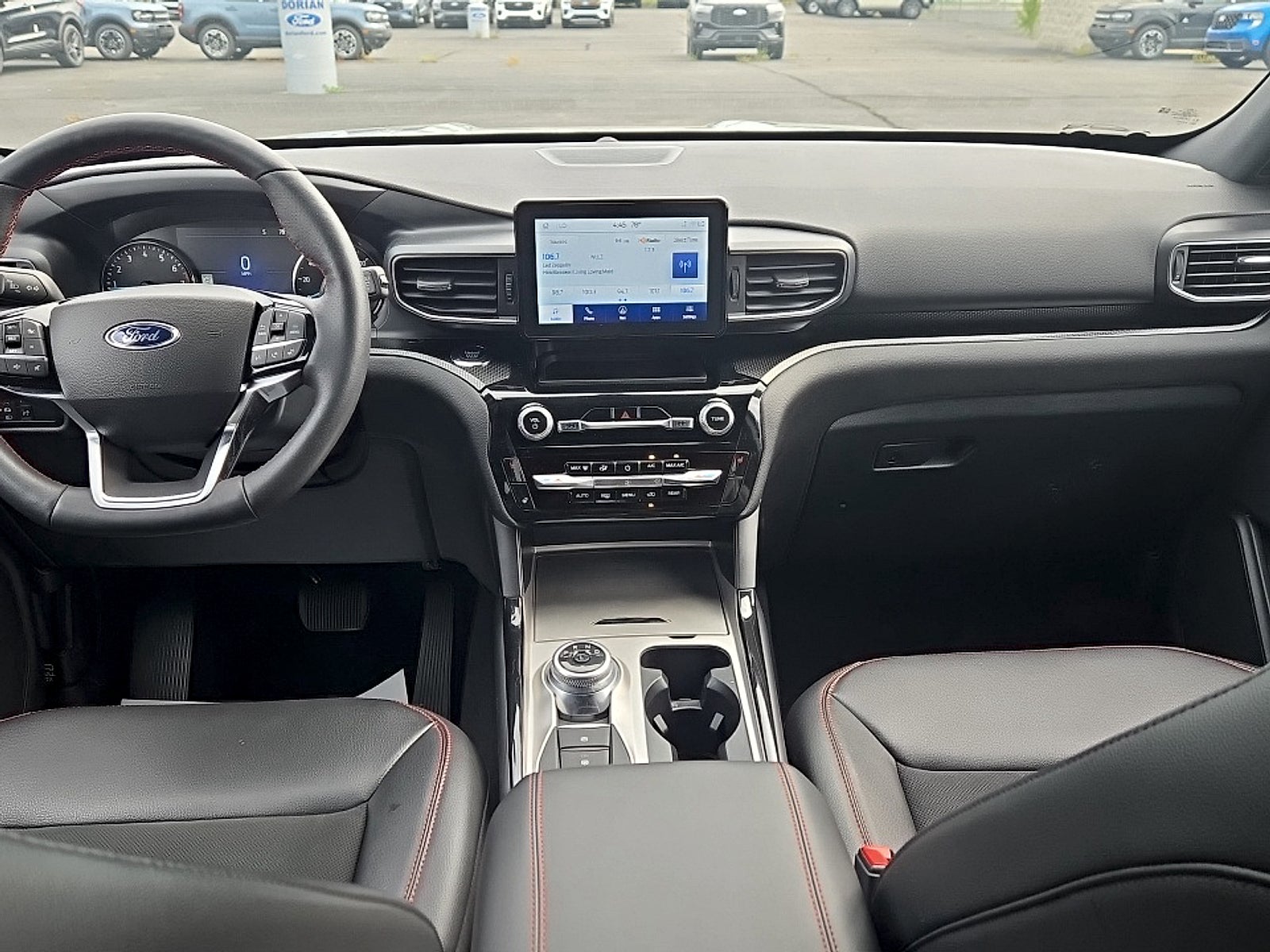 2024 Ford Explorer ST-Line