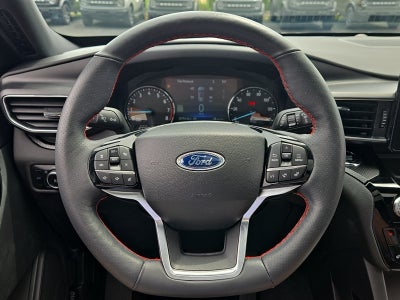 2024 Ford Explorer ST-Line