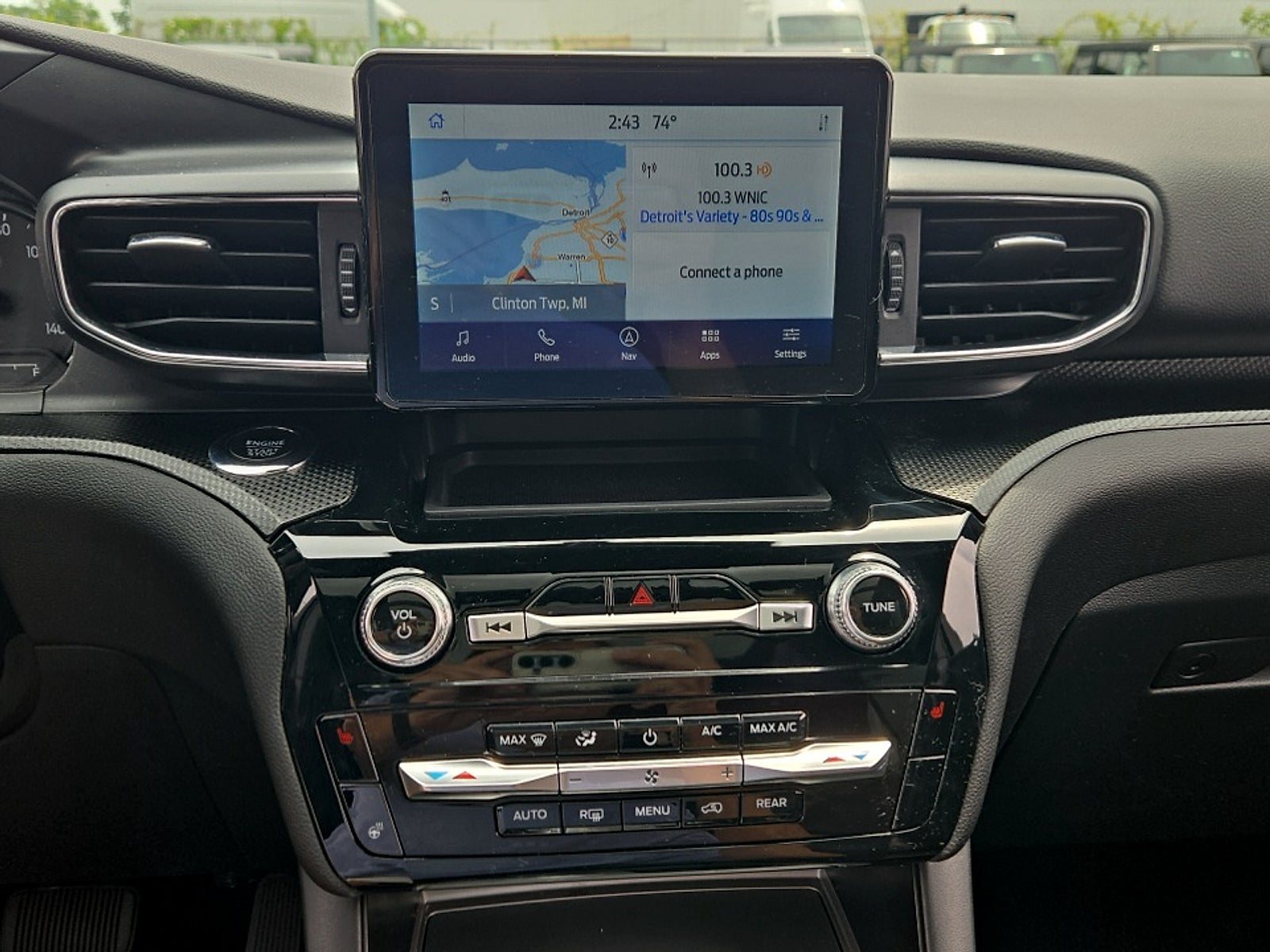 2024 Ford Explorer ST-Line