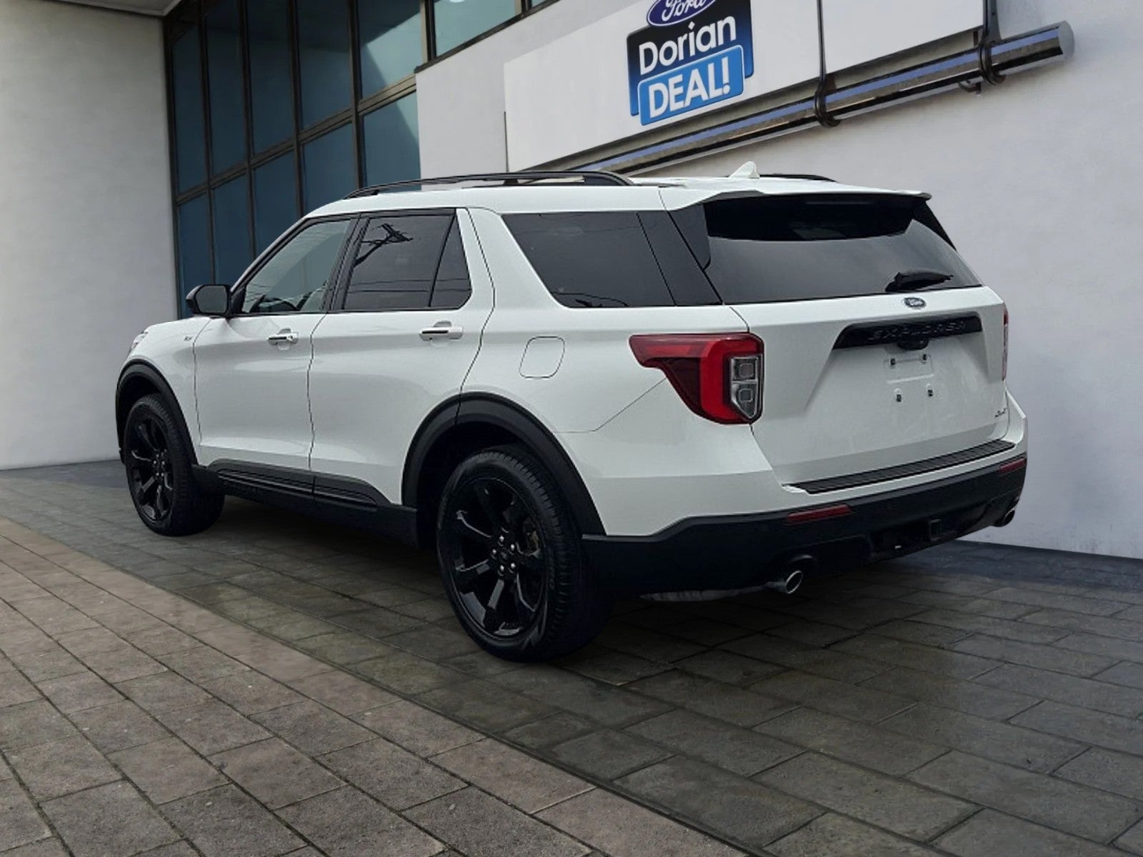 2024 Ford Explorer ST-Line