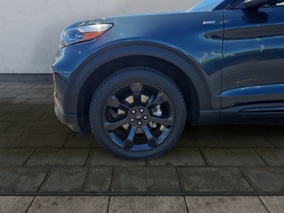 2024 Ford Explorer ST-Line
