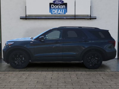 2024 Ford Explorer ST-Line