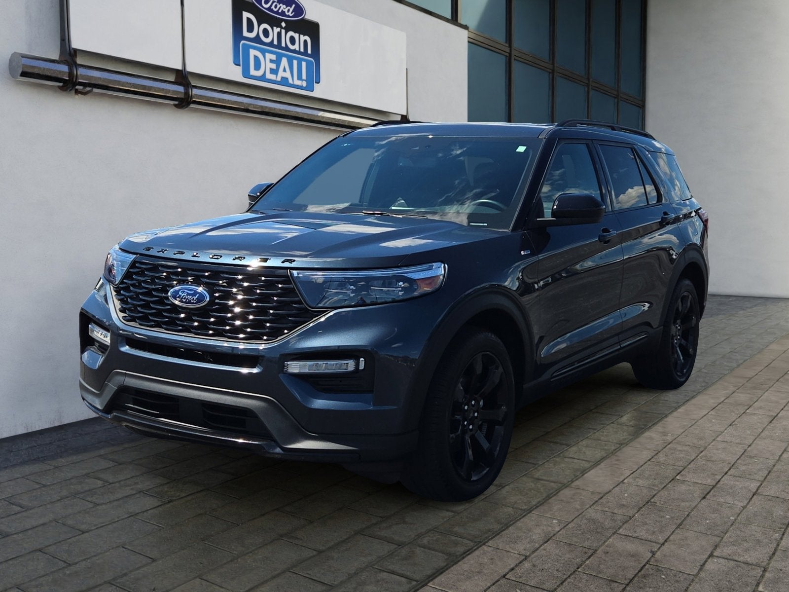 2024 Ford Explorer ST-Line