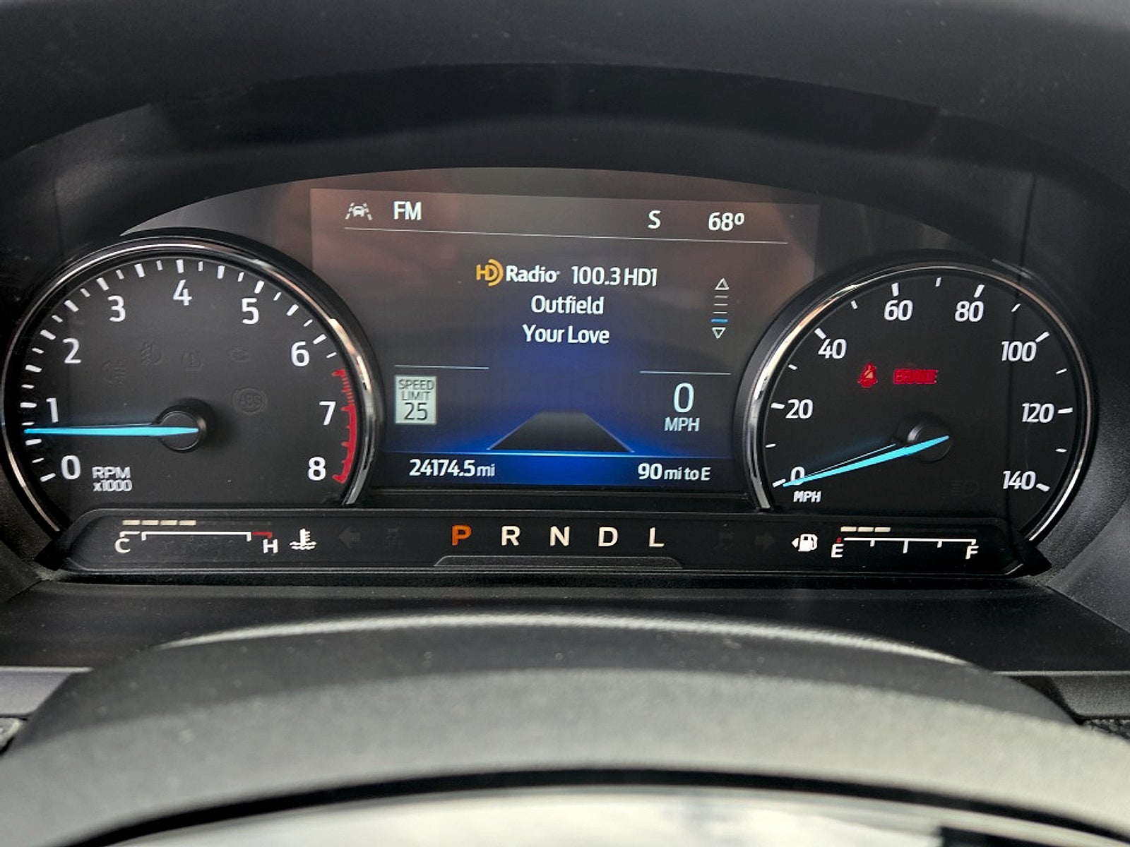 2023 Ford Explorer ST-Line
