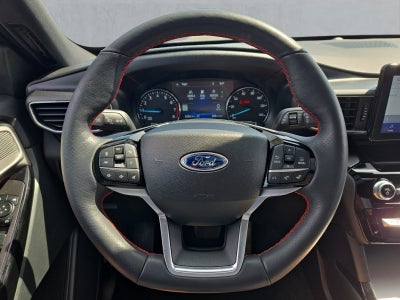2024 Ford Explorer ST-Line