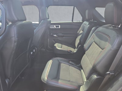 2024 Ford Explorer ST-Line