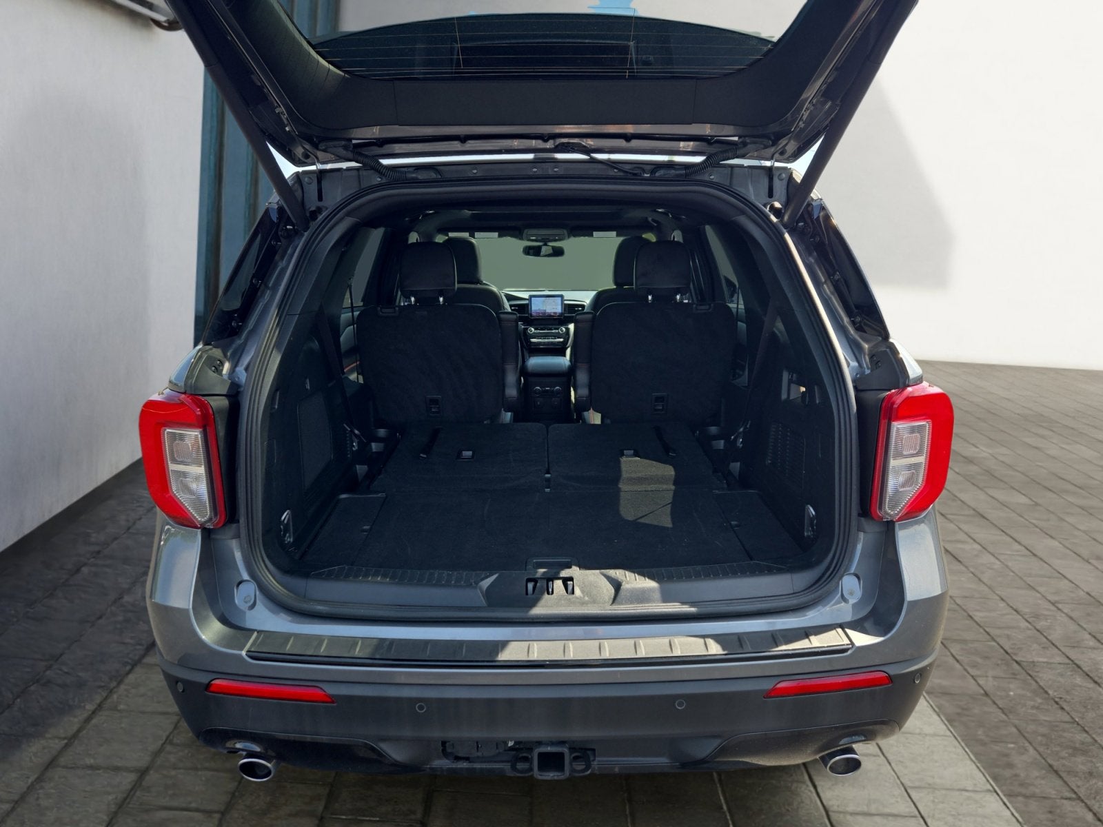 2024 Ford Explorer ST-Line