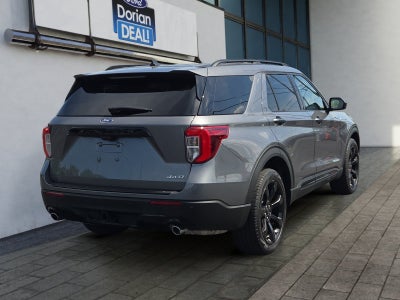 2024 Ford Explorer ST-Line
