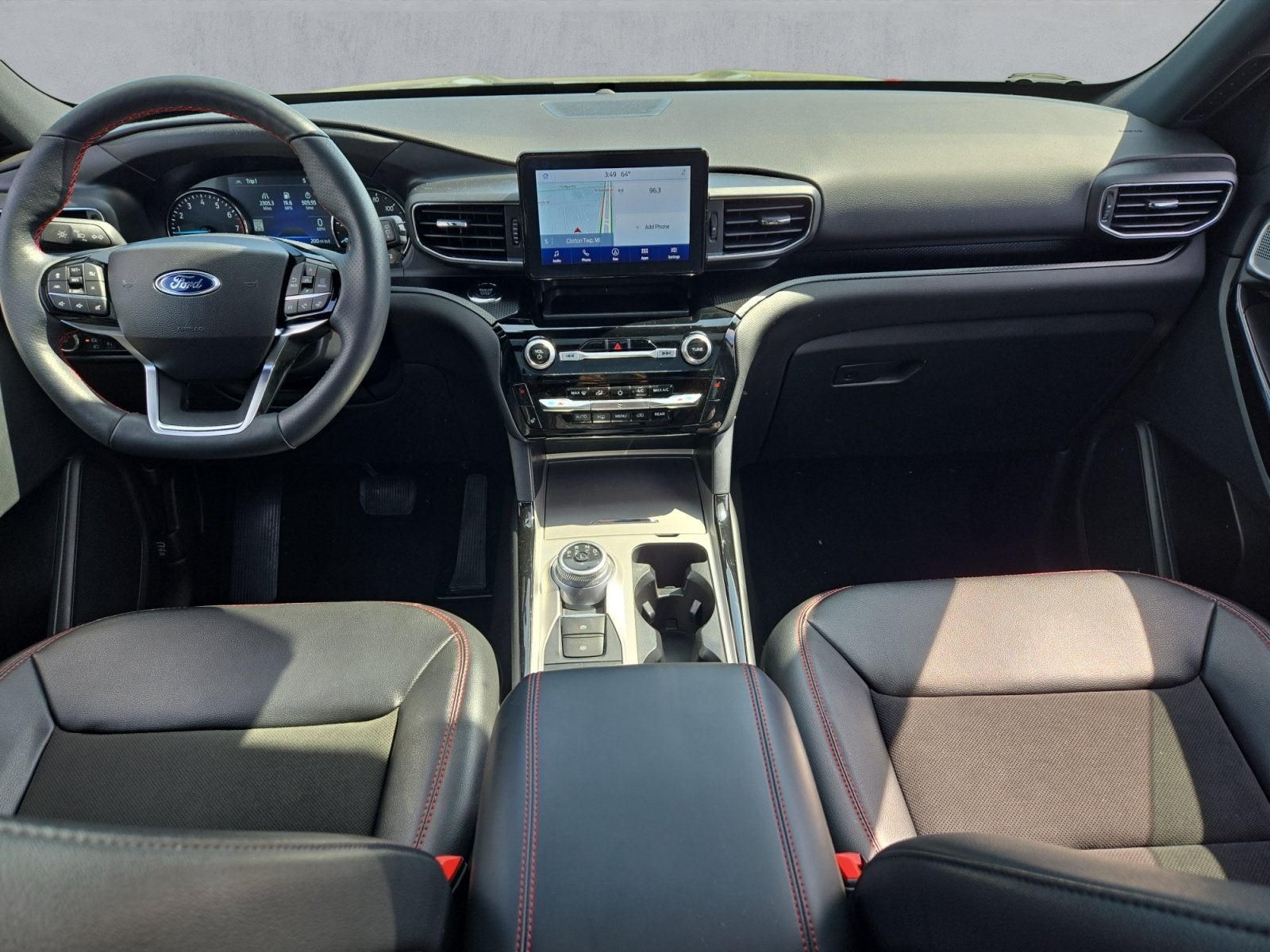 2024 Ford Explorer ST-Line