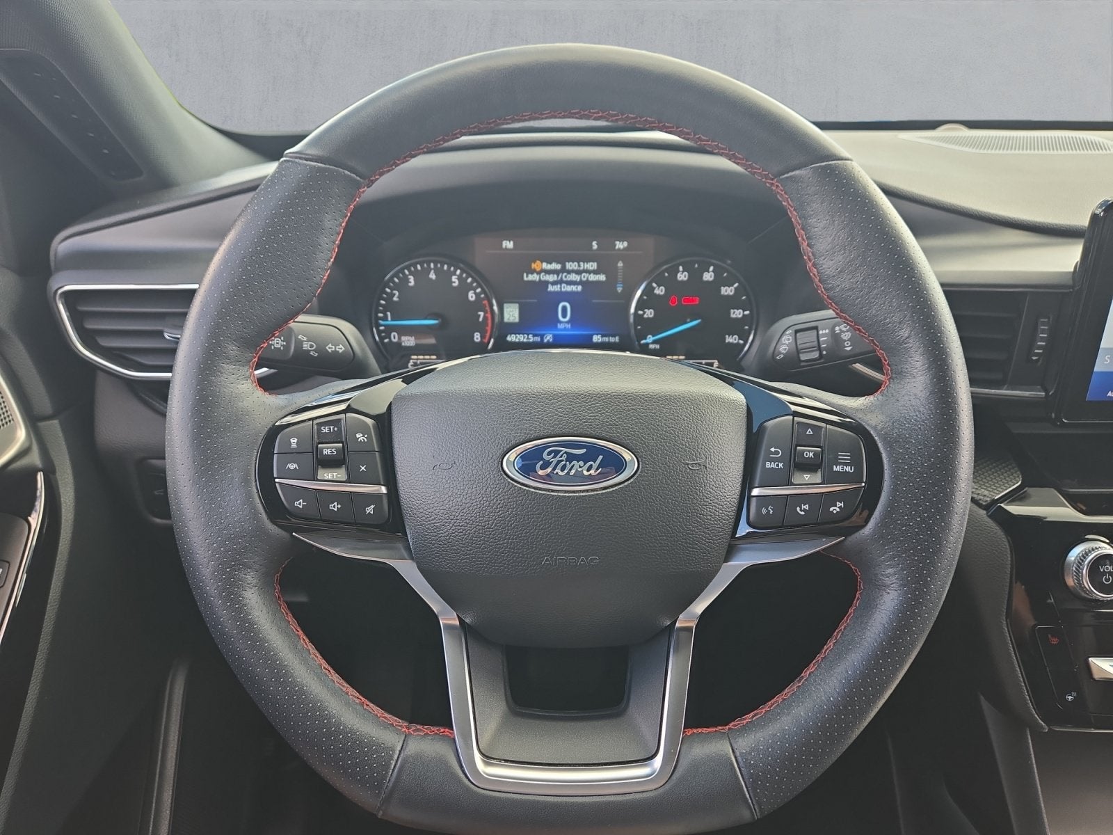2023 Ford Explorer ST-Line