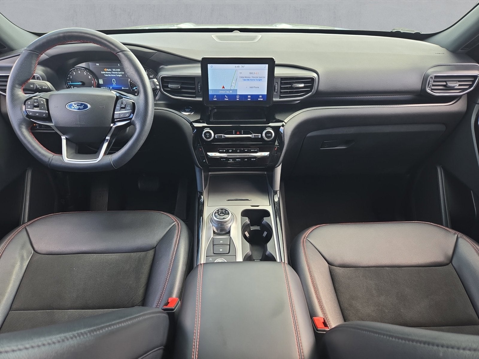 2023 Ford Explorer ST-Line