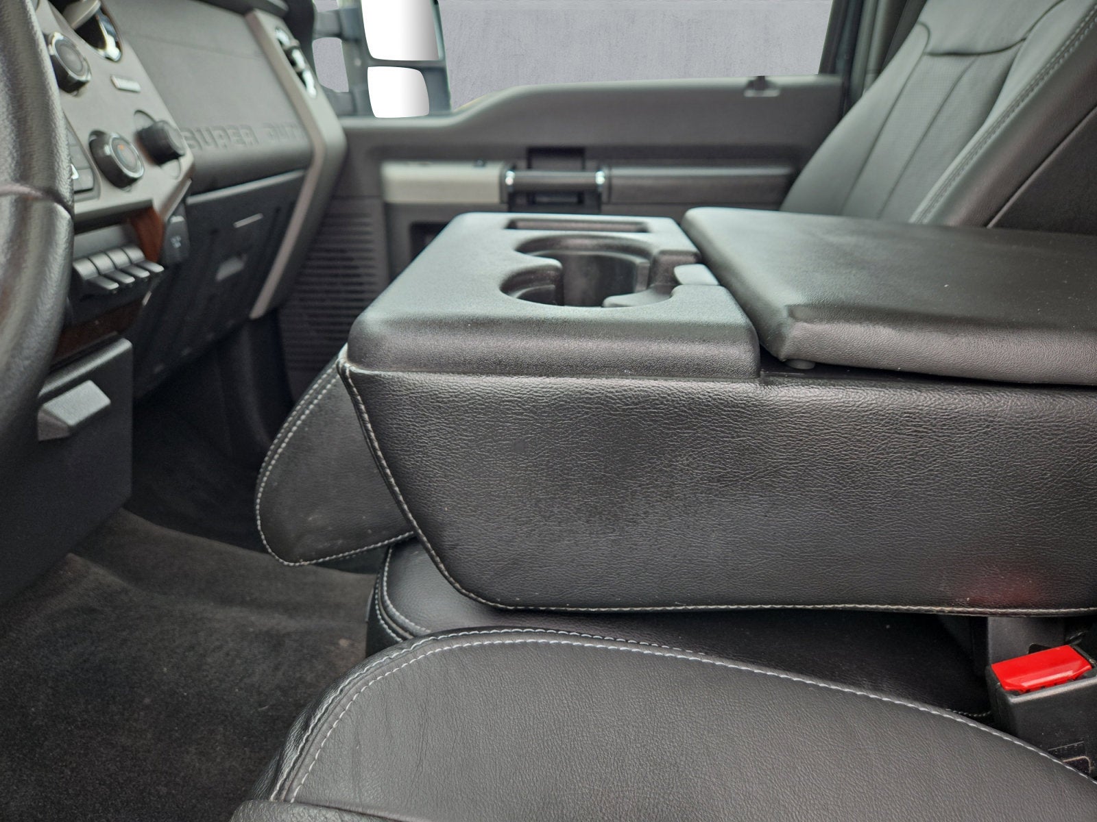 2015 Ford Super Duty F-250 SRW Lariat