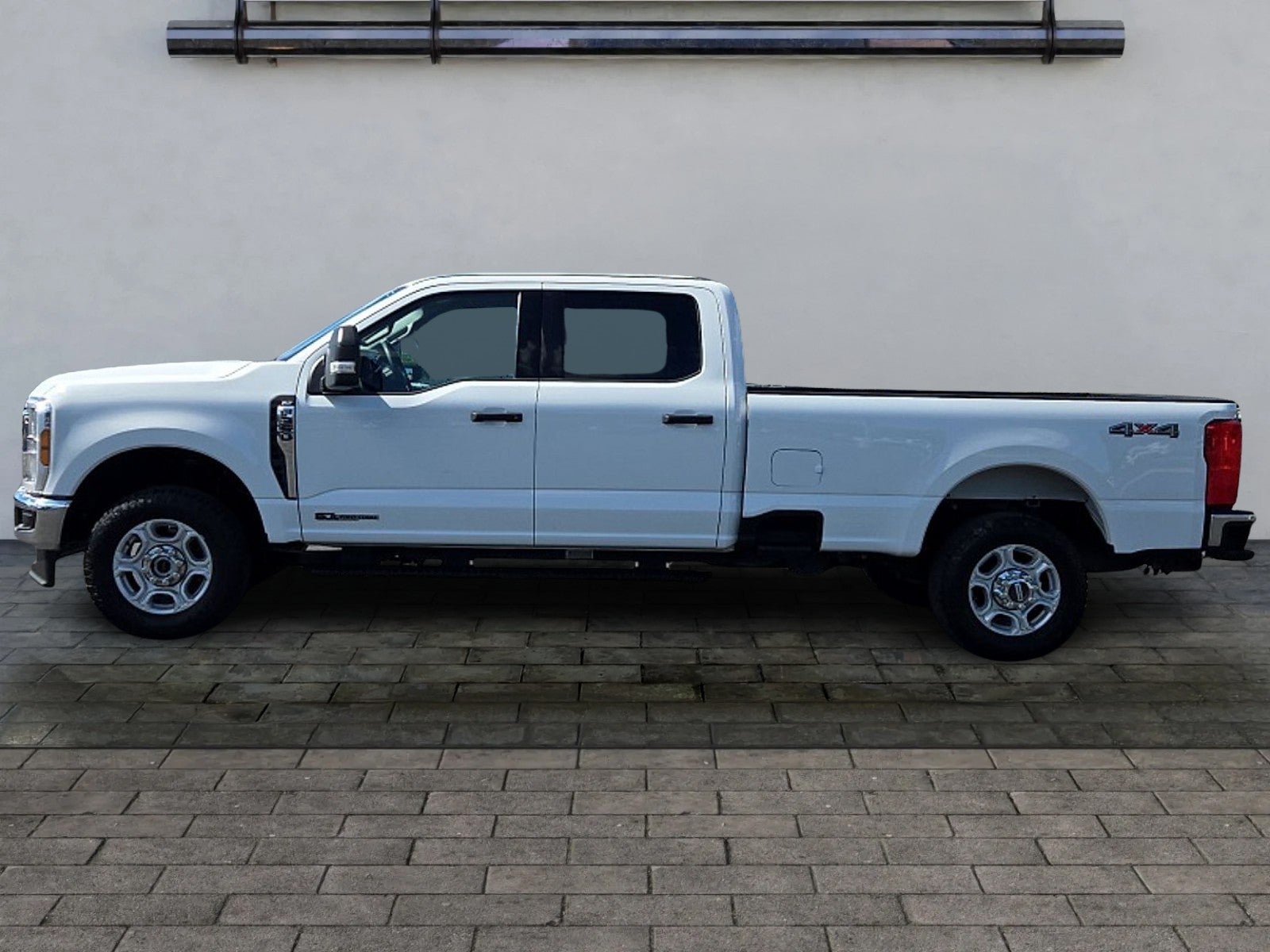 2025 Ford F-350 XLT