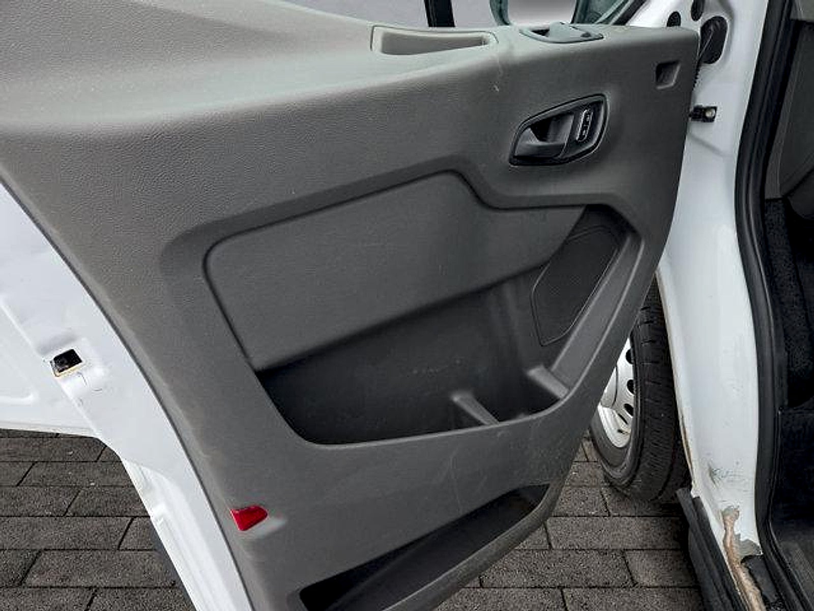 2025 Ford Transit-250 Cargo Van 148 WB Medium Roof Cargo