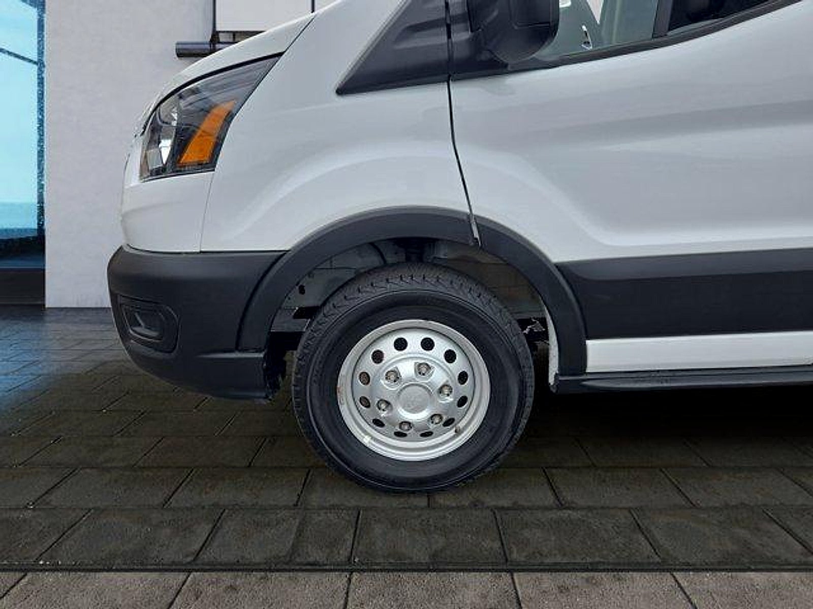 2025 Ford Transit-250 Cargo Van 148 WB Medium Roof Cargo
