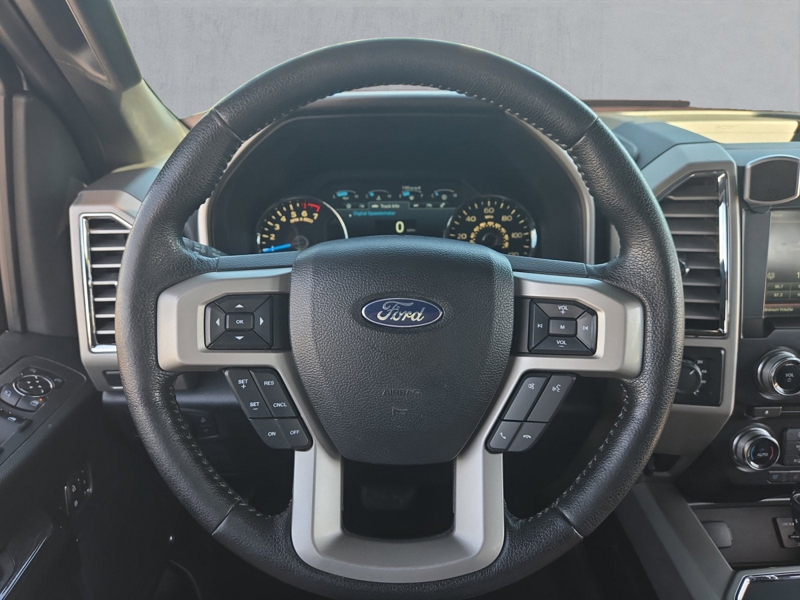 2015 Ford F-150 Base