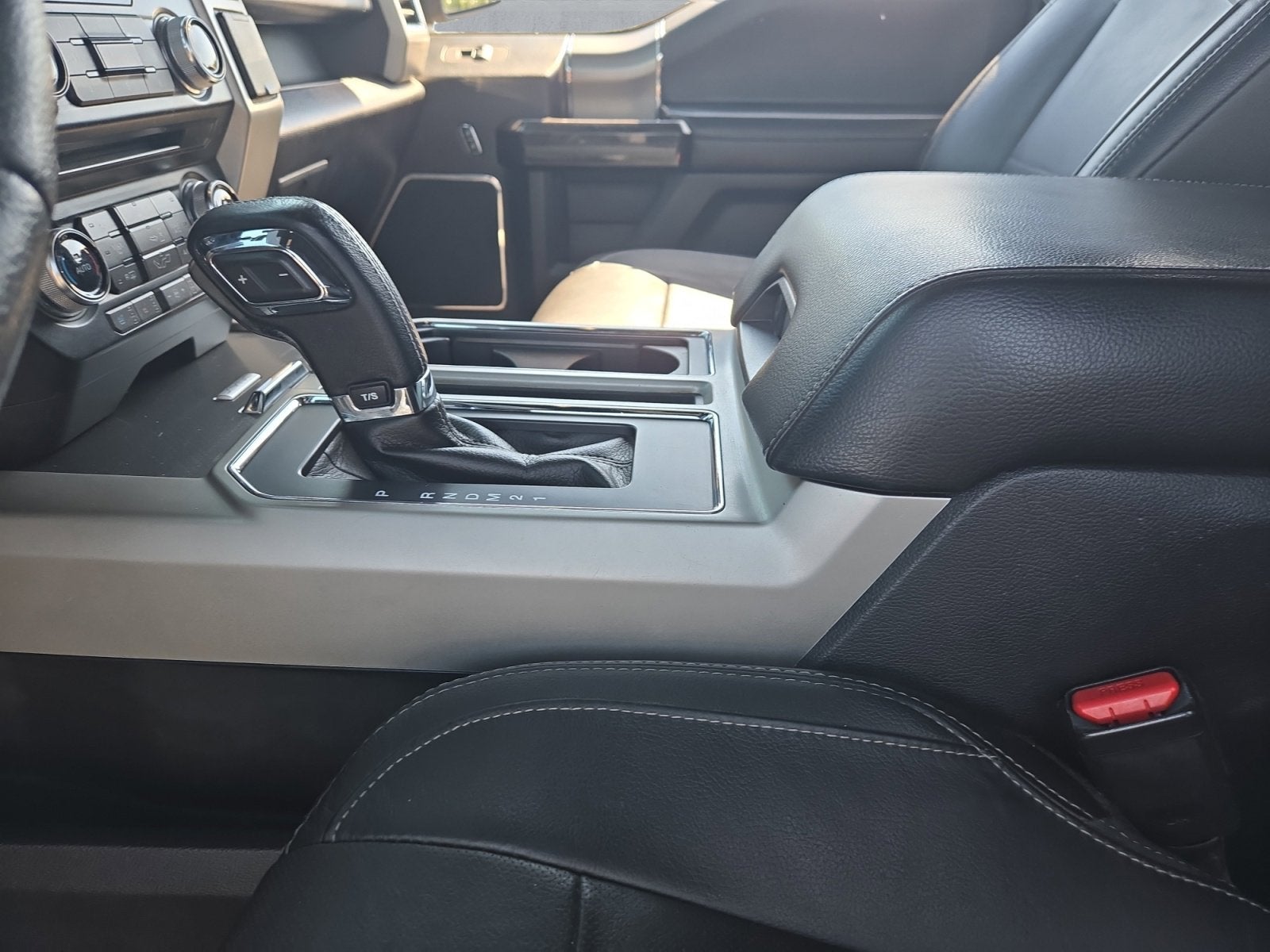 2015 Ford F-150 Base
