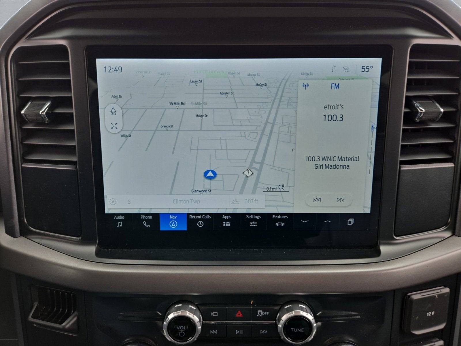 2025 Ford F-150 Lightning Pro