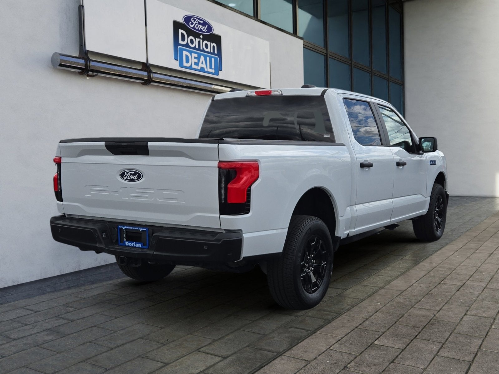 2025 Ford F-150 Lightning Pro