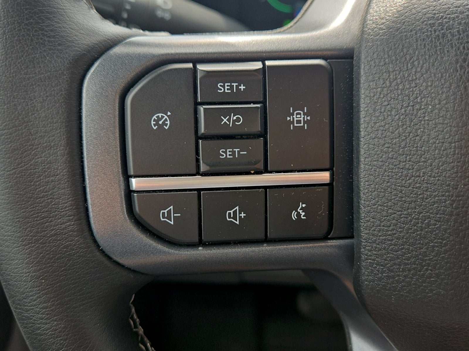 2023 Ford F-150 Lightning XLT