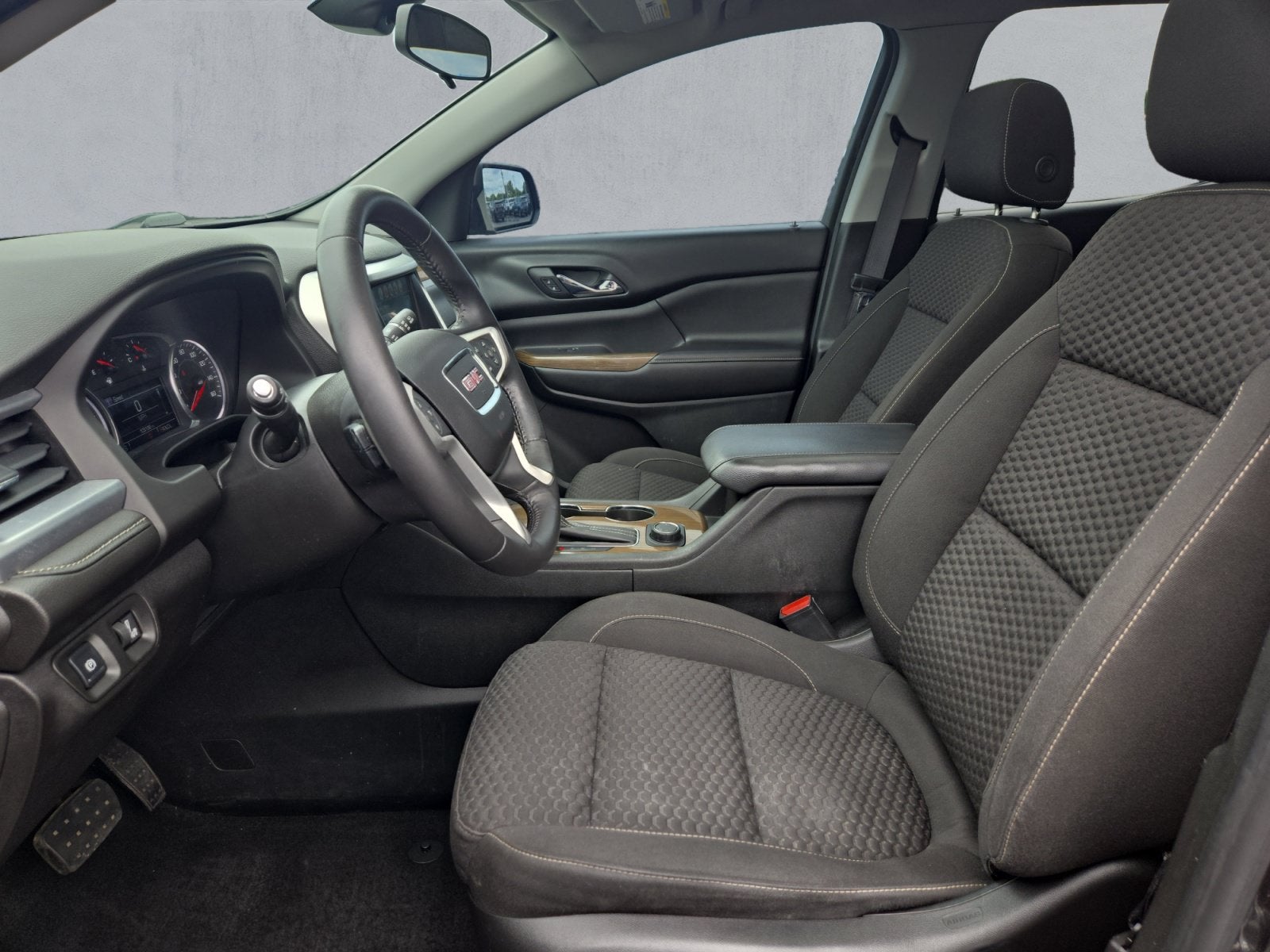 2017 GMC Acadia SLE