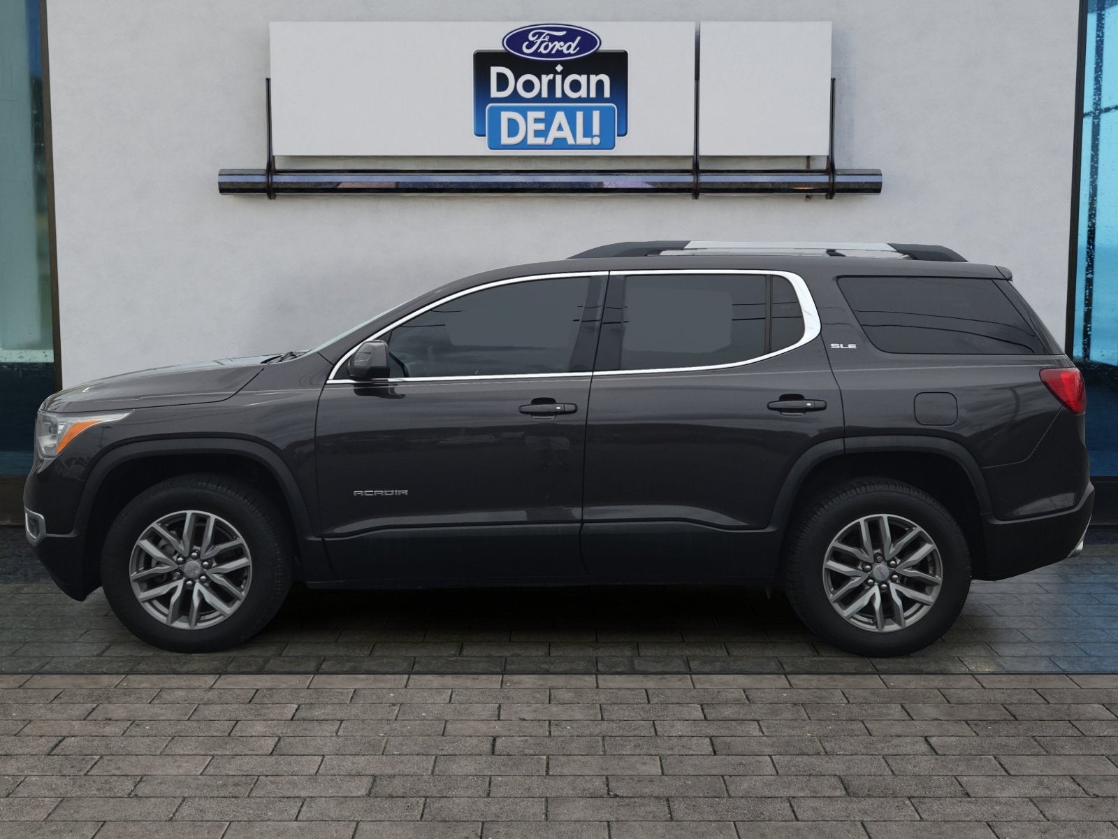 2017 GMC Acadia SLE